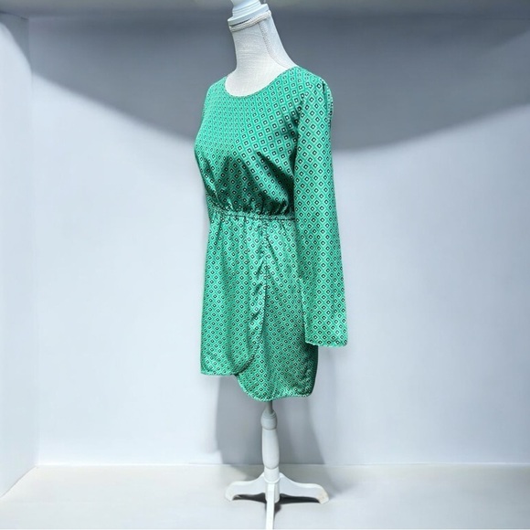 🌻J. Crew Green Diamond Print Long Sleeve Tulip Hem Dress Size 8 - Picture 5 of 10